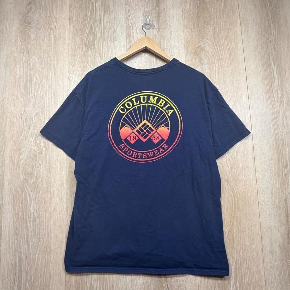 Columbia-sportswear Men's Navy and Black T-shirt
